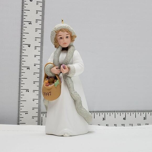 1997 Hallmark Kolyada Christmas Visitor Handcrafted Keepsake Holiday Ornament - Picture 8 of 8